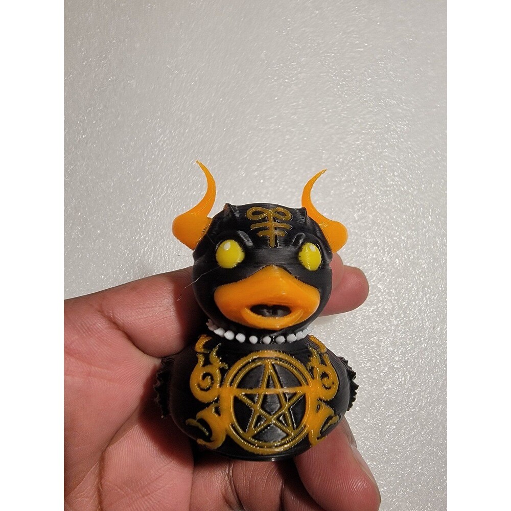 SATANIC DUCK

3d printed multicolor